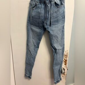 Hollister Light Wash Women’s Jogger Jeans